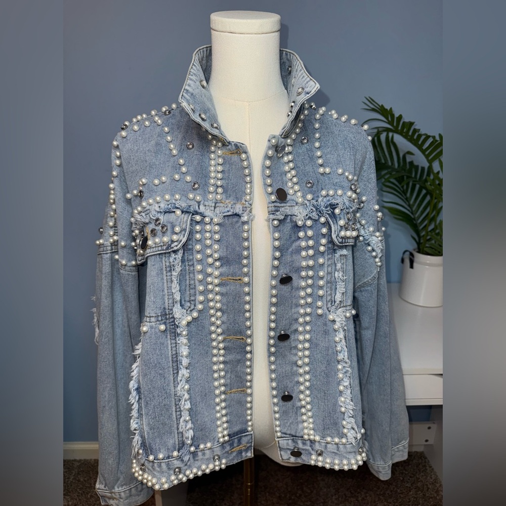 Denim P Till Large Women’s Jacket. Crystals and Pearls New With Tags